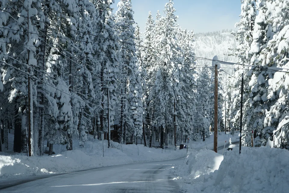 A winter road