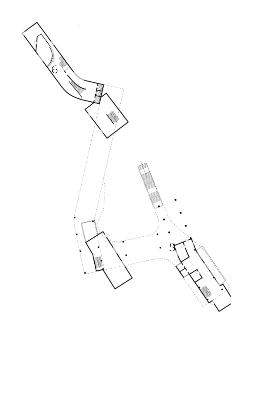 Second-floor plan showing the separated arms of the cultural route
